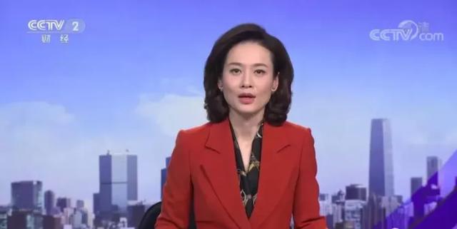 央视50位女主播春节出镜服装（70套）合集