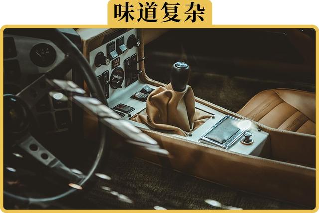 为什么车子开久了，车内总是会出现异味？